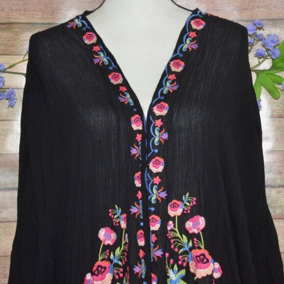 Umgee Womens Black Open Front Floral Embroidered Cardigan Cover Up Size M/L - Picture 4 of 12